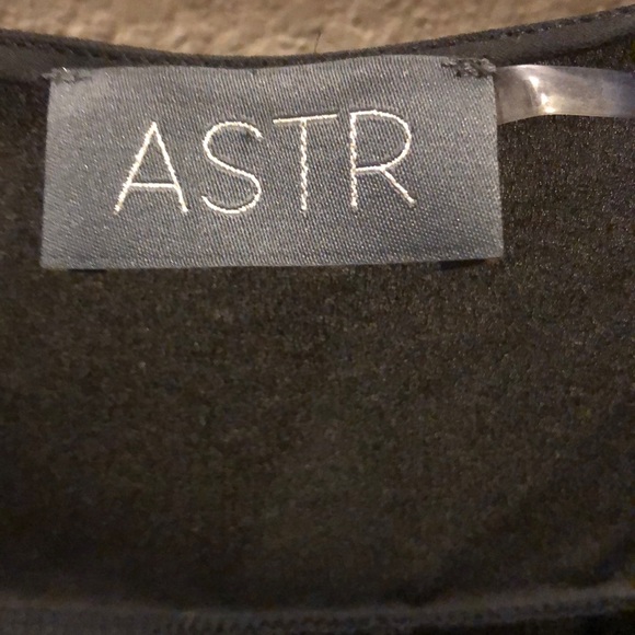 Top - Picture 4 of 5